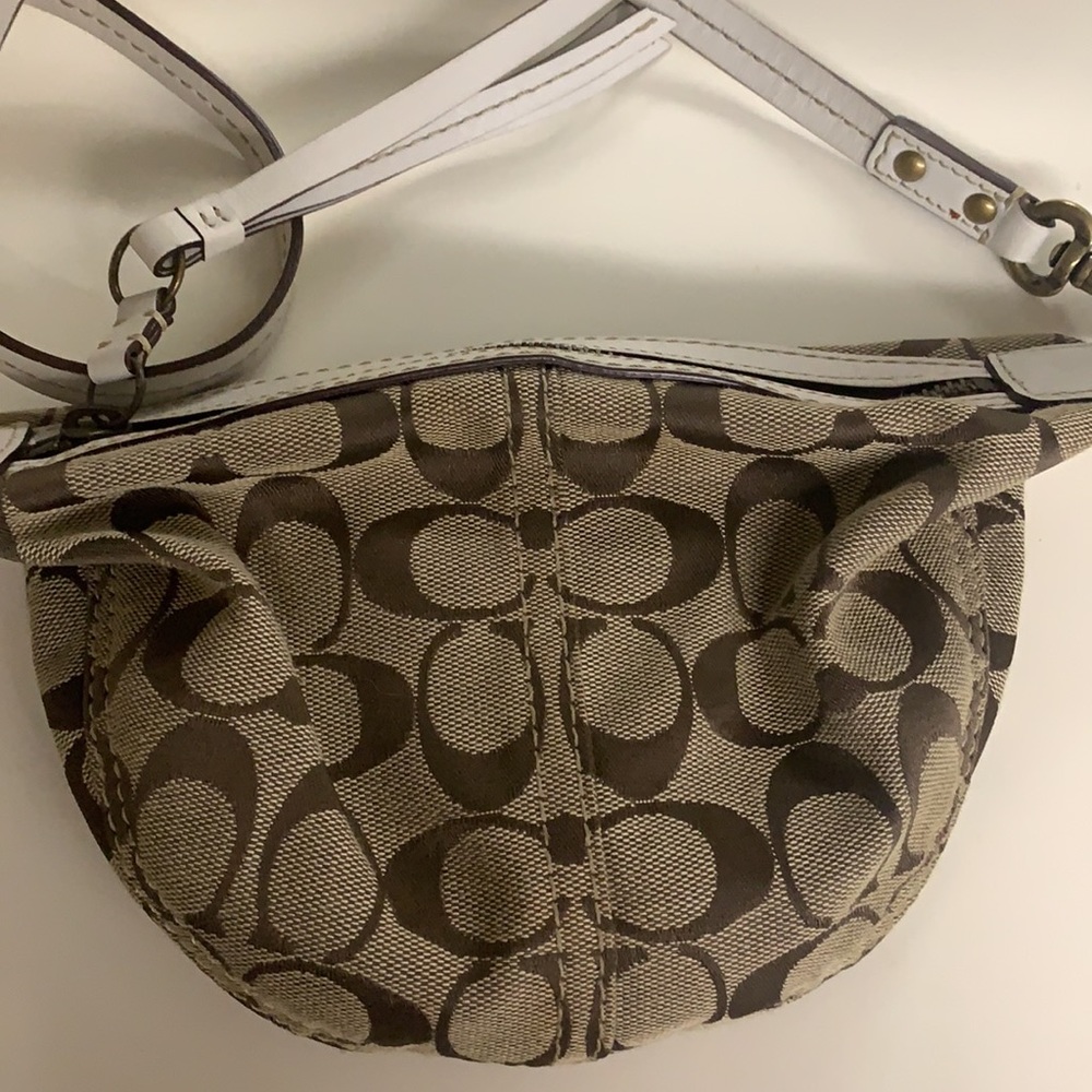 Coach Crossbody - Picture 4 of 7